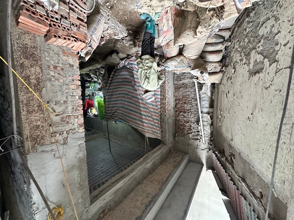 Bán nhà Lê Thanh Nghị - diện tích 42m2 5 tầng - Nhà xây mới, thang máy - giá 12,2 tỷ