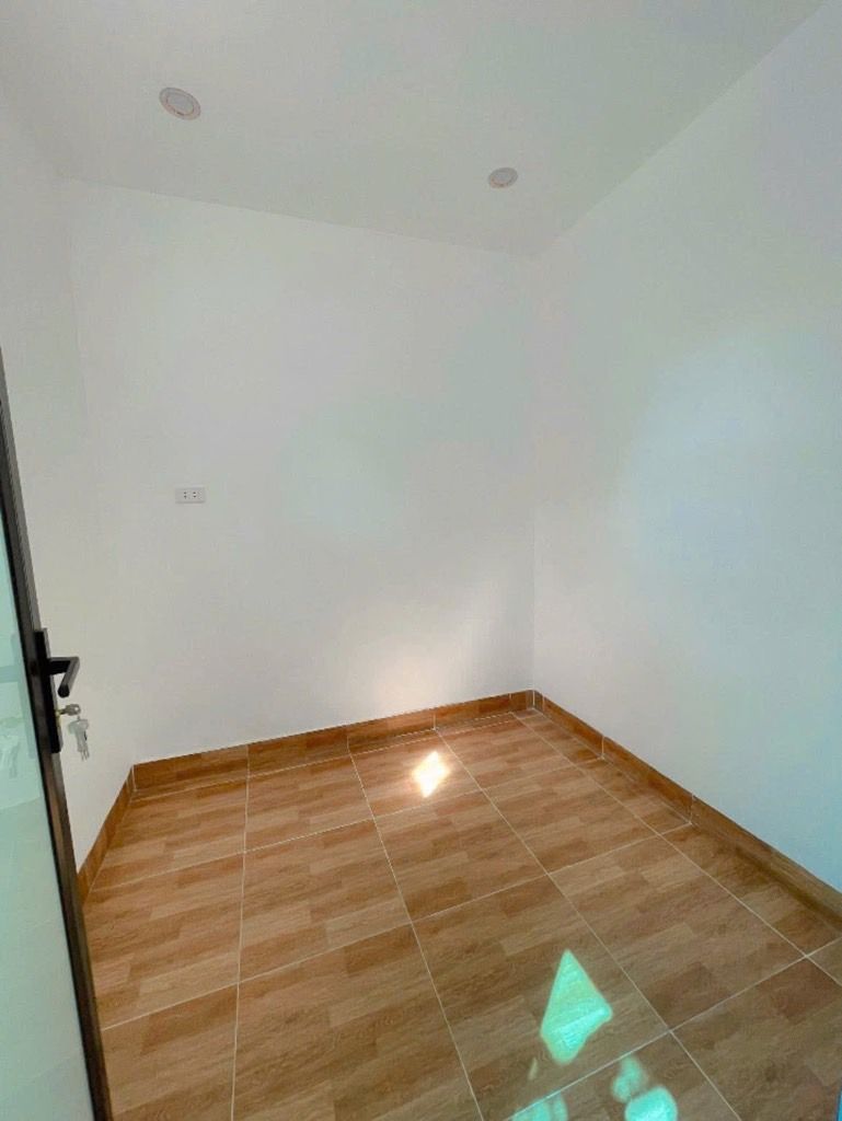 Bán nhà Hoàng Văn Thái - diện tích 21m2 5 tầng - Nhà đẹp đón Tết - giá 7,5 tỷ