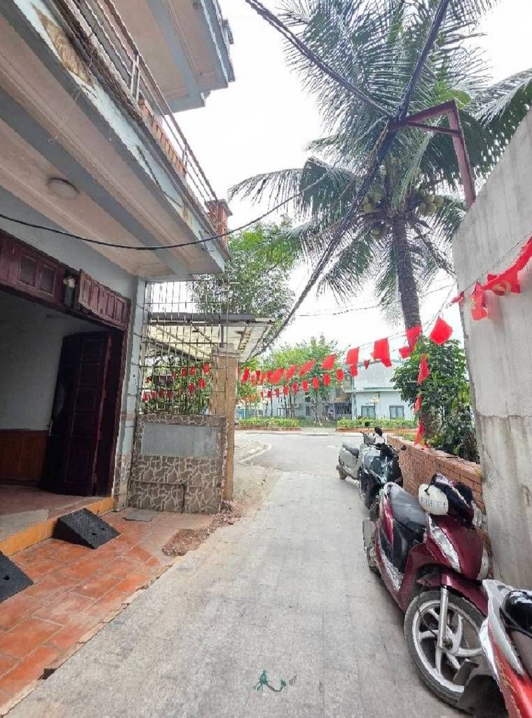 Bán nhà Giải Phóng - diện tích 69m2 4 tầng - Lô góc 3 mặt thoáng - giá 16,5 tỷ