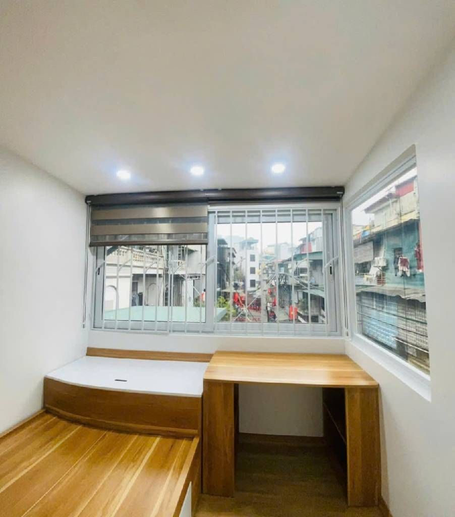 Bán nhà Lò Đúc - diện tích 70m2 1 tầng - 3 phòng ngủ - giá 5,95 tỷ