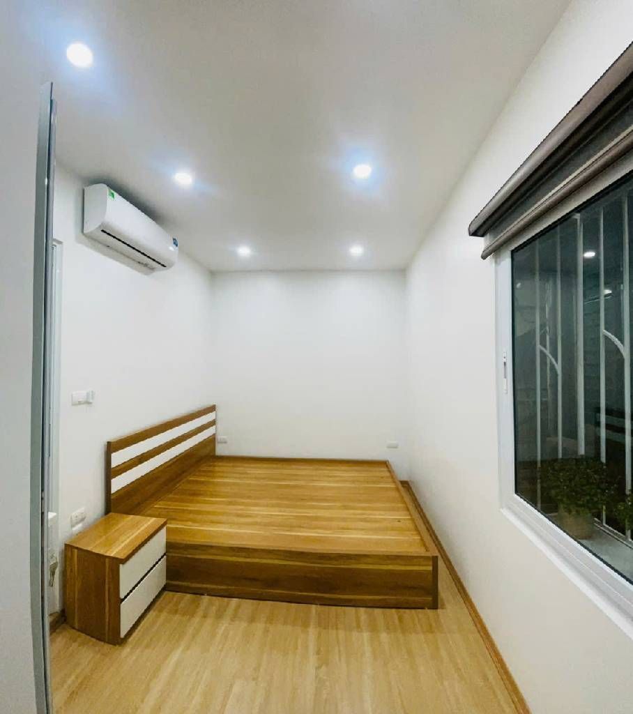 Bán nhà Lò Đúc - diện tích 70m2 1 tầng - 3 phòng ngủ - giá 5,95 tỷ