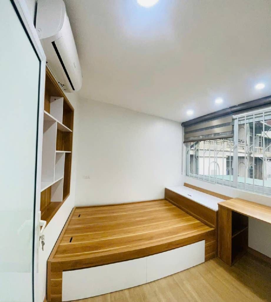 Bán nhà Lò Đúc - diện tích 70m2 1 tầng - 3 phòng ngủ - giá 5,95 tỷ