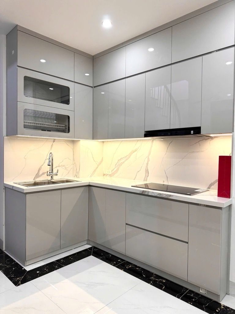 Bán nhà Giải Phóng - diện tích 40.3m2 5 tầng - Nhà chuẩn bị xây mới, nhiều tiện ích - giá 12,8 tỷ