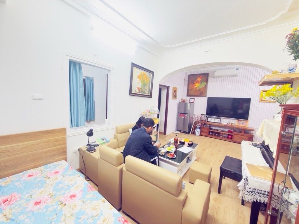 Bán nhà Thọ Lão - diện tích 65m2 1 tầng - nhà đẹp 2 ngủ - giá 5,4 tỷ