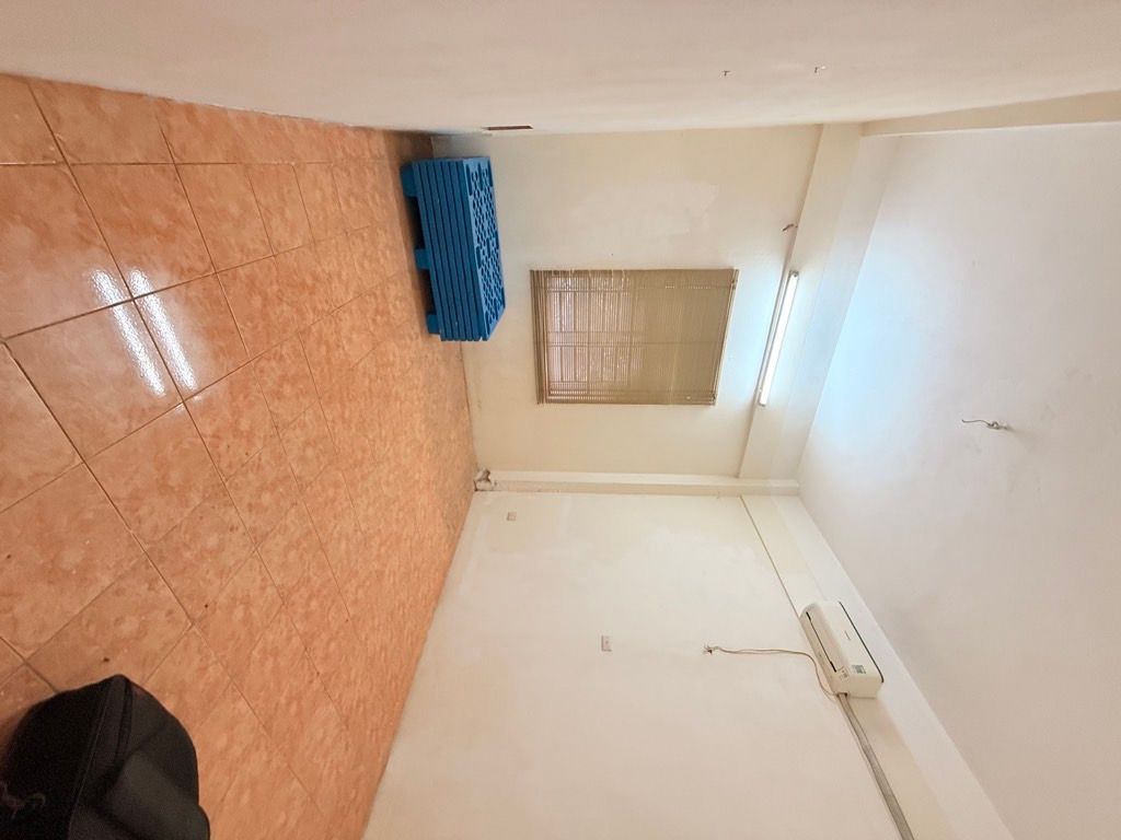 Bán nhà Hoàng Đạo Thúy - diện tích 66.1m2 3 tầng - Lô góc - giá 5,4 tỷ