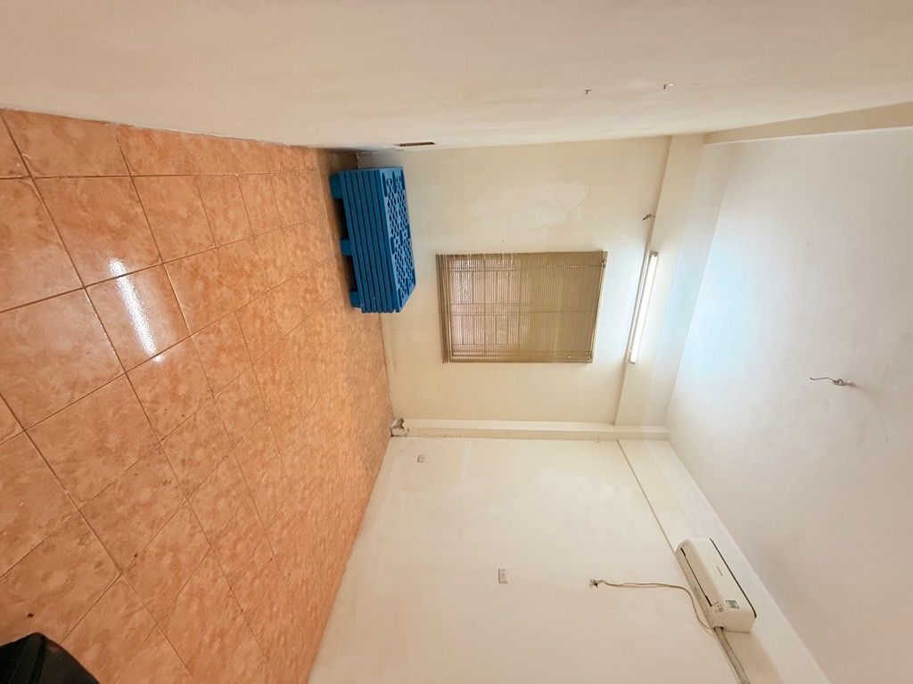 Bán nhà Hoàng Đạo Thúy - diện tích 66.1m2 3 tầng - Lô góc - giá 5,4 tỷ