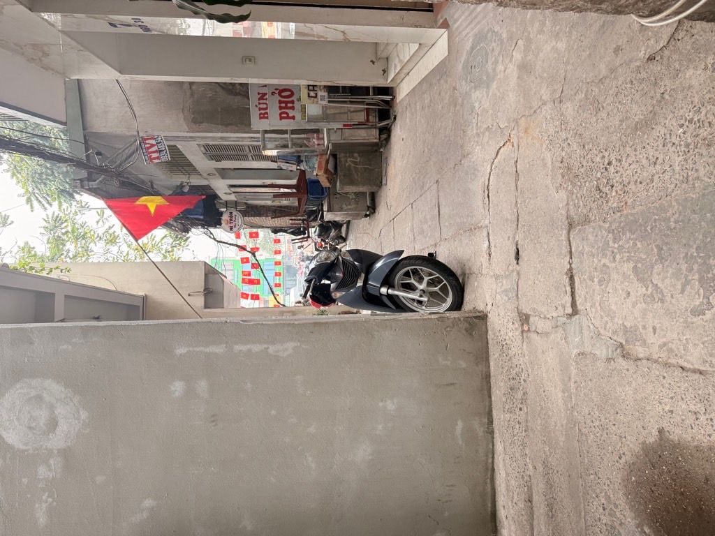 Bán nhà Trần Khát Chân - diện tích 48m2 6 tầng - Nhà 6 tầng THANG MÁY - giá 18,9 tỷ