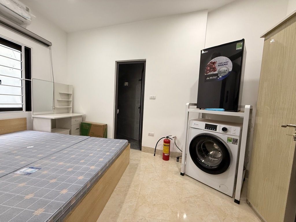 Bán nhà Trần Khát Chân - diện tích 48m2 6 tầng - Nhà 6 tầng THANG MÁY - giá 18,9 tỷ