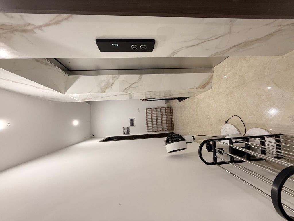 Bán nhà Trần Khát Chân - diện tích 48m2 6 tầng - Nhà 6 tầng THANG MÁY - giá 18,9 tỷ