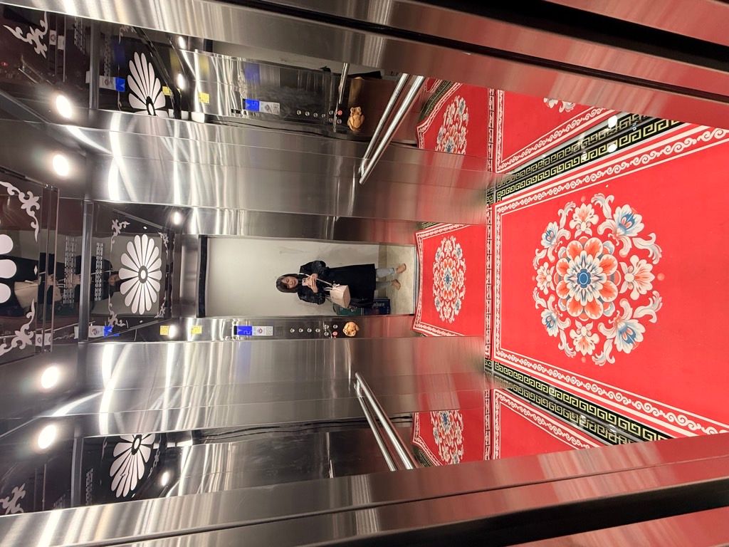 Bán nhà Trần Khát Chân - diện tích 48m2 6 tầng - Nhà 6 tầng THANG MÁY - giá 18,9 tỷ