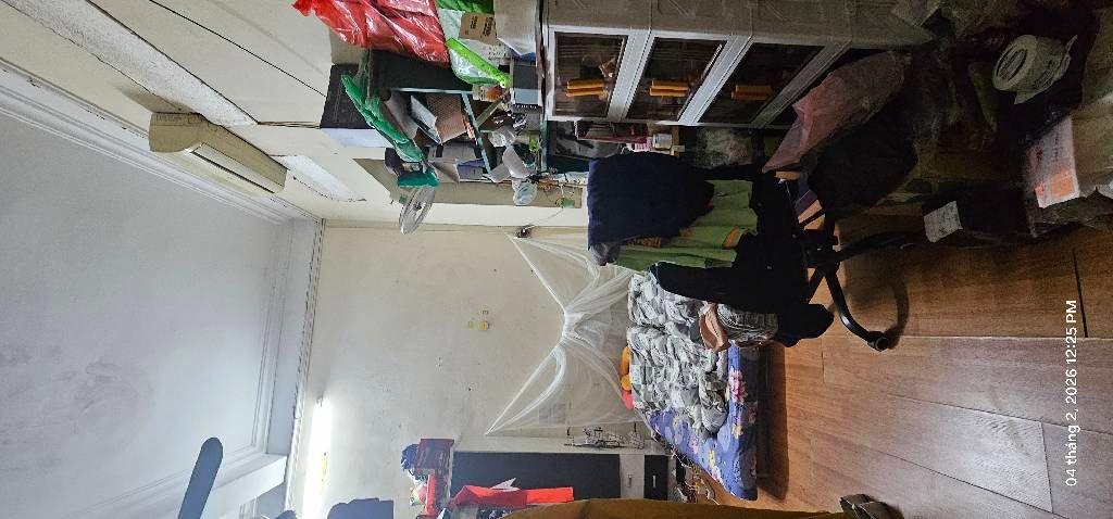 Bán nhà Đường Láng - diện tích 55,9m2 2,5 tầng - ô tô tránh - giá 17,35 tỷ