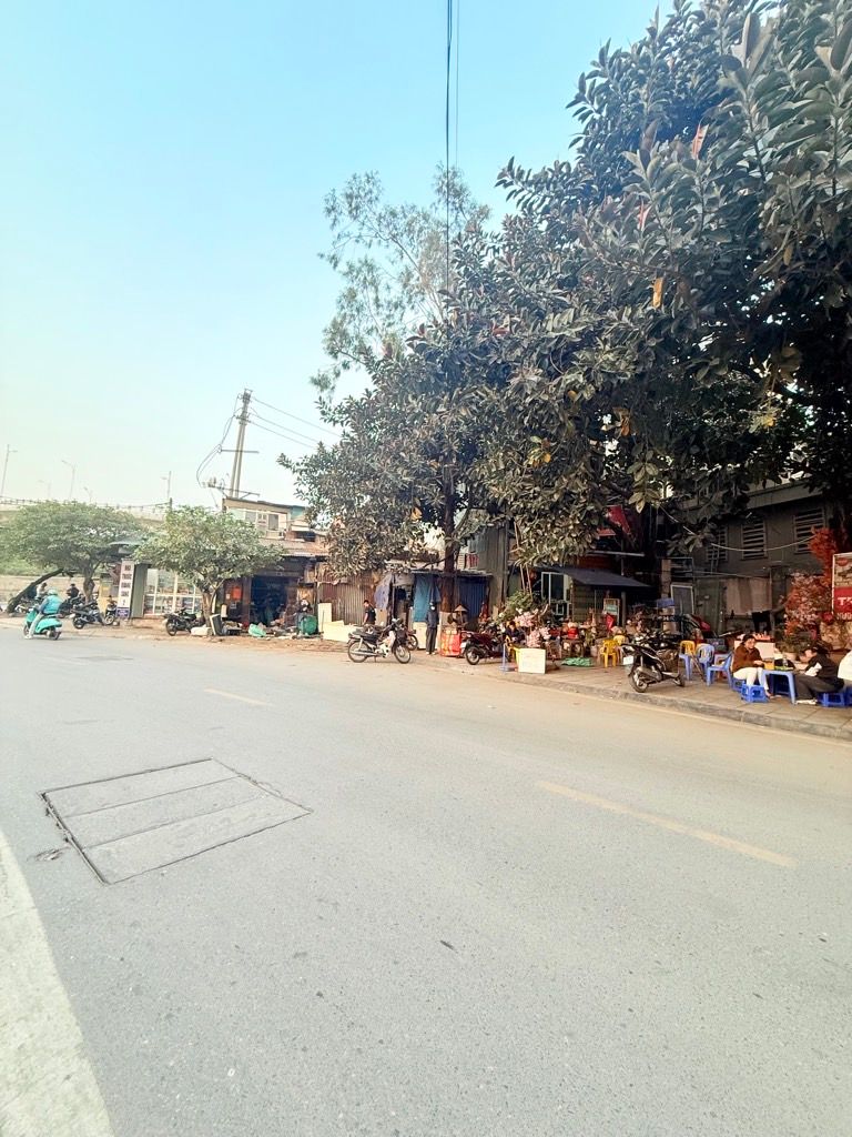 Bán nhà Nguyễn Khoái - diện tích 60m2 1 tầng - MẶT PHỐ - giá 11 tỷ