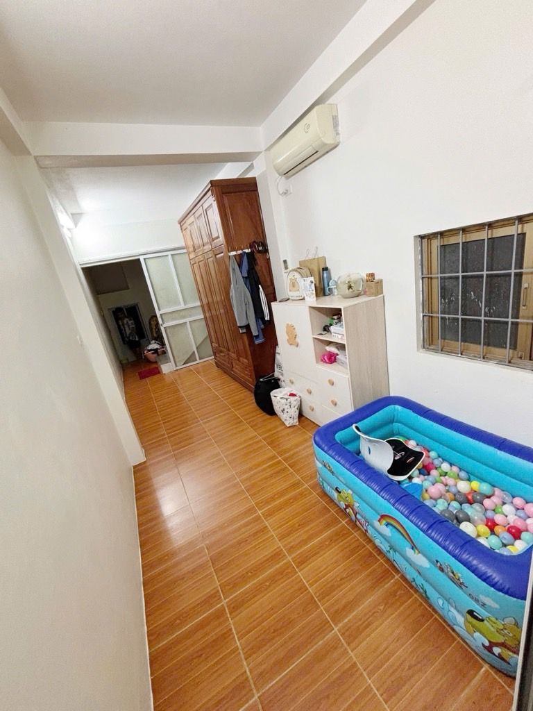 Bán nhà Nguyễn Trãi - diện tích 34m2 3 tầng - Lô góc thoáng sáng - giá 4,5 tỷ