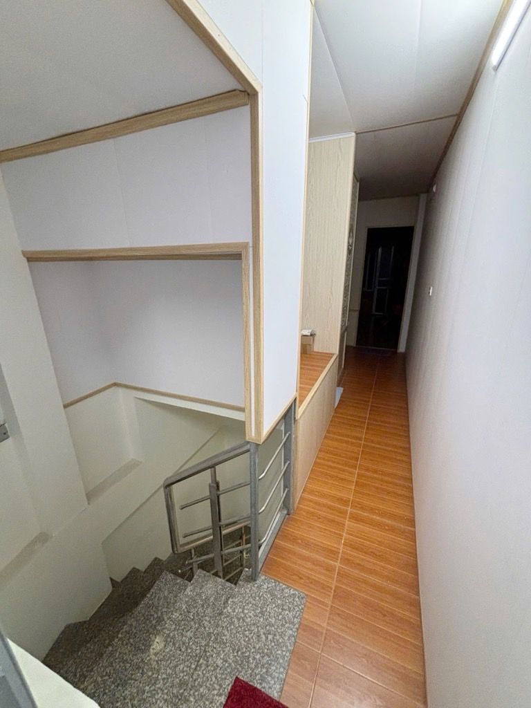 Bán nhà Nguyễn Trãi - diện tích 34m2 3 tầng - Lô góc thoáng sáng - giá 4,5 tỷ