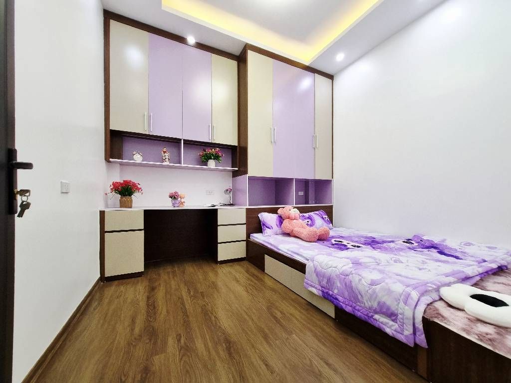 Bán nhà Hồng Mai - diện tích 40m2 5 tầng - Nhà đẹp đón Tết, gần phố - giá 9,7 tỷ