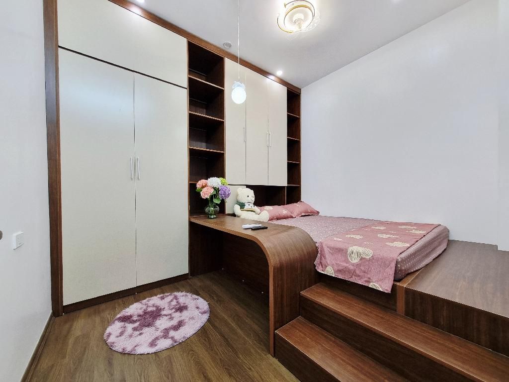 Bán nhà Hồng Mai - diện tích 40m2 5 tầng - Nhà đẹp đón Tết, gần phố - giá 9,7 tỷ