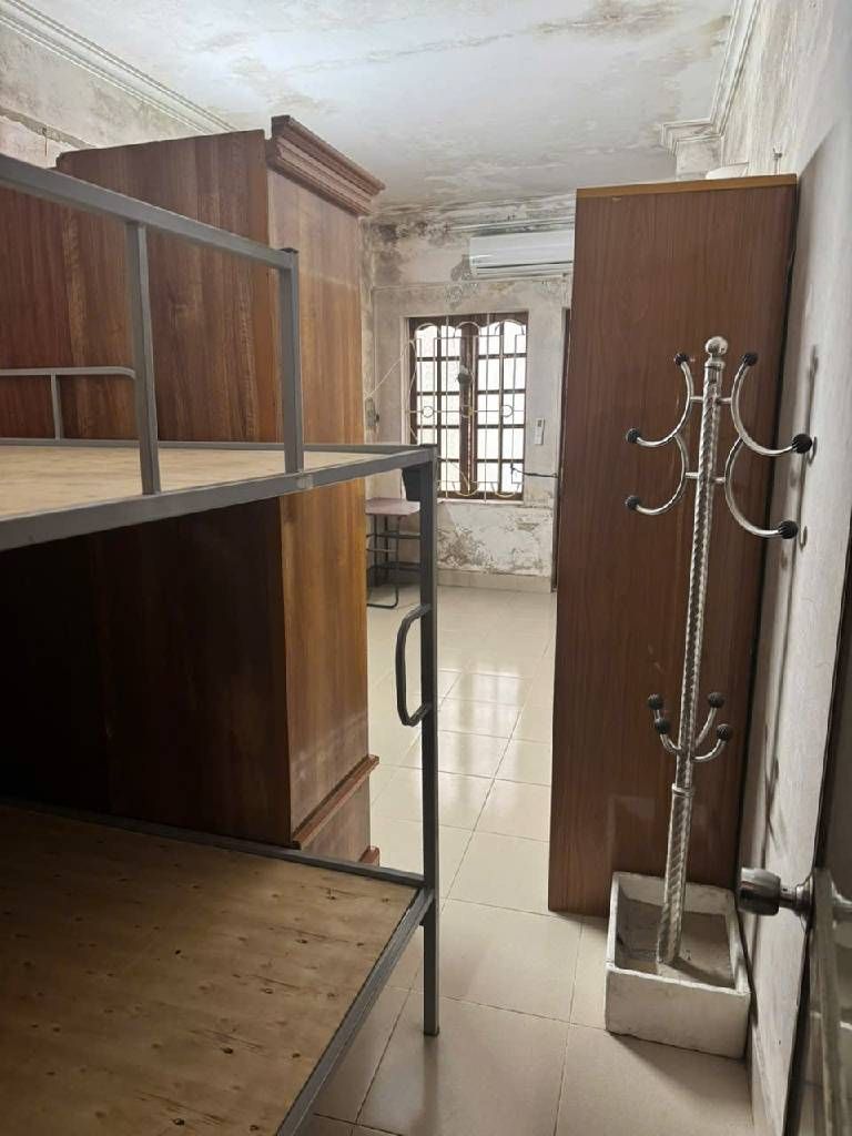 Bán nhà Hoàng Mai - diện tích 30m2 3 tầng - Ngõ trước nhà rộng - giá 6,5 tỷ