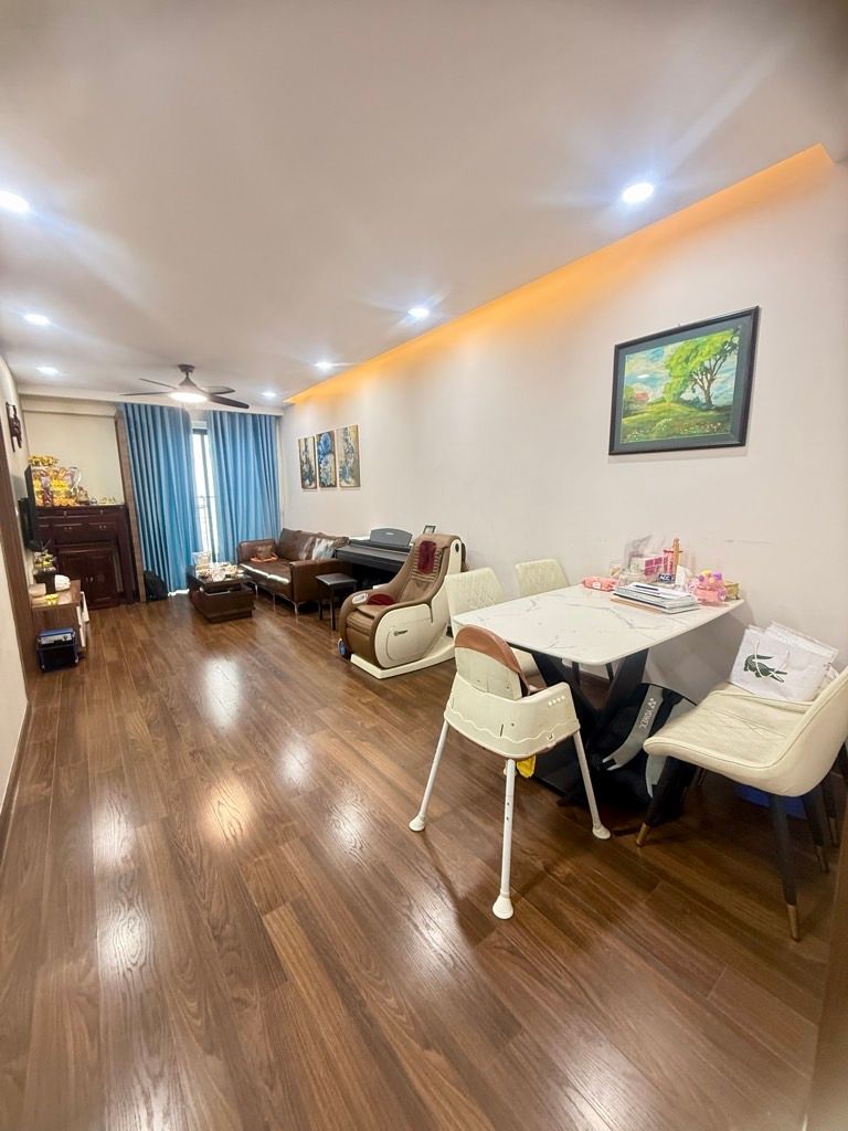 Bán nhà Kim Giang - diện tích 70.3m2 11 tầng - Cực hiếm nhà bán - giá 7,3 tỷ