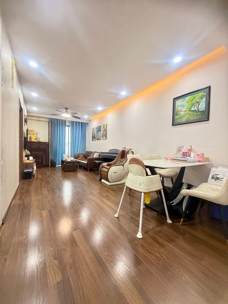 Bán nhà Kim Giang - diện tích 70.3m2 11 tầng - Cực hiếm nhà bán - giá 7,3 tỷ