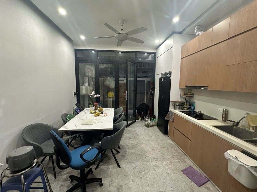 Bán nhà Vạn Kiếp - diện tích 30m2 5 tầng - 2 mặt thoáng - giá 7,7 tỷ