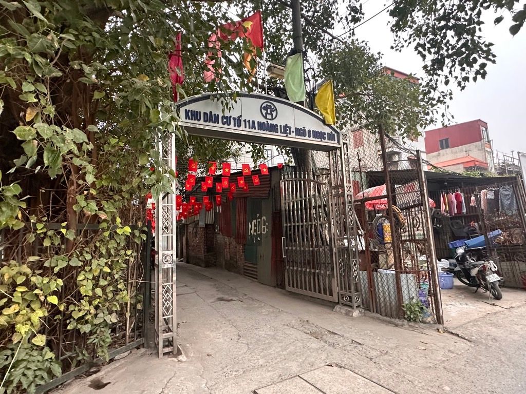 Bán nhà Ngọc Hồi - diện tích 28m2 1 tầng - Gần Hồ Linh Đàm - giá 2,2 tỷ