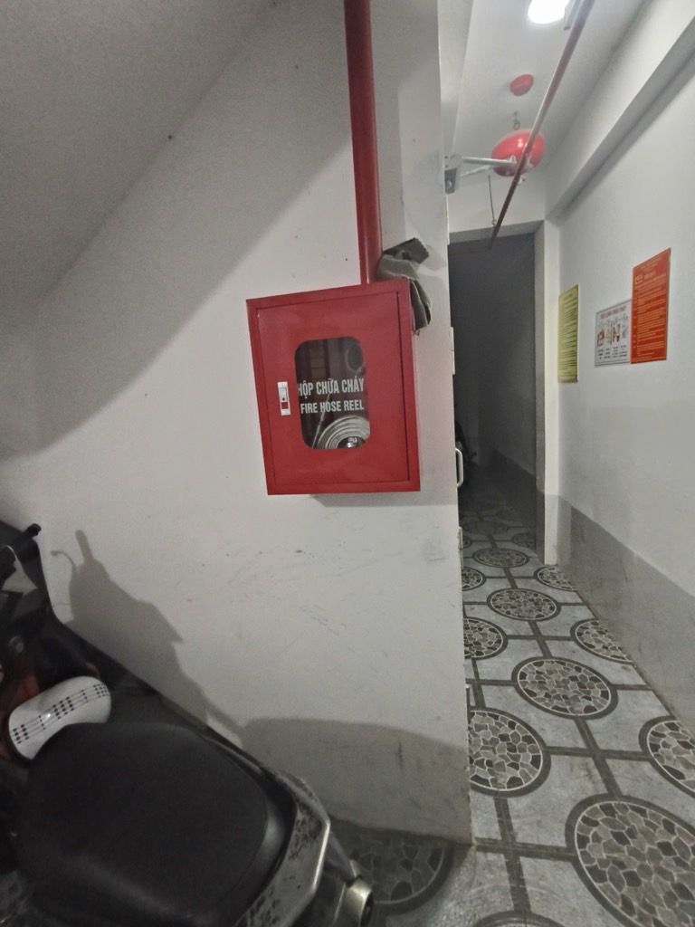 Bán nhà Triều Khúc - diện tích 39m2 8 tầng - Gần ô tô, nhà 2 mặt thoáng - giá 12,45 tỷ