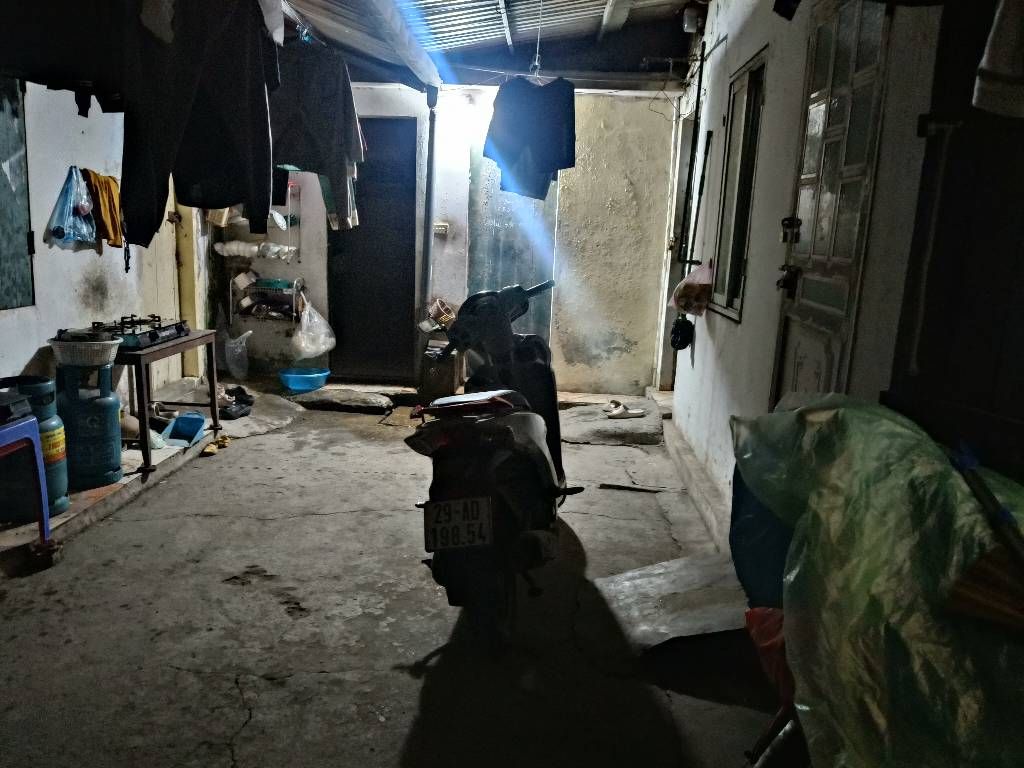 Bán nhà Vĩnh Hưng - diện tích 75m2 1 tầng - đất to, lối vào thoáng đãng - giá 10,5 tỷ