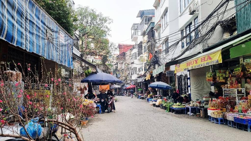 Bán nhà Giáp Bát - diện tích 32m2 5 tầng - ngõ ô tô thông - giá 12,8 tỷ