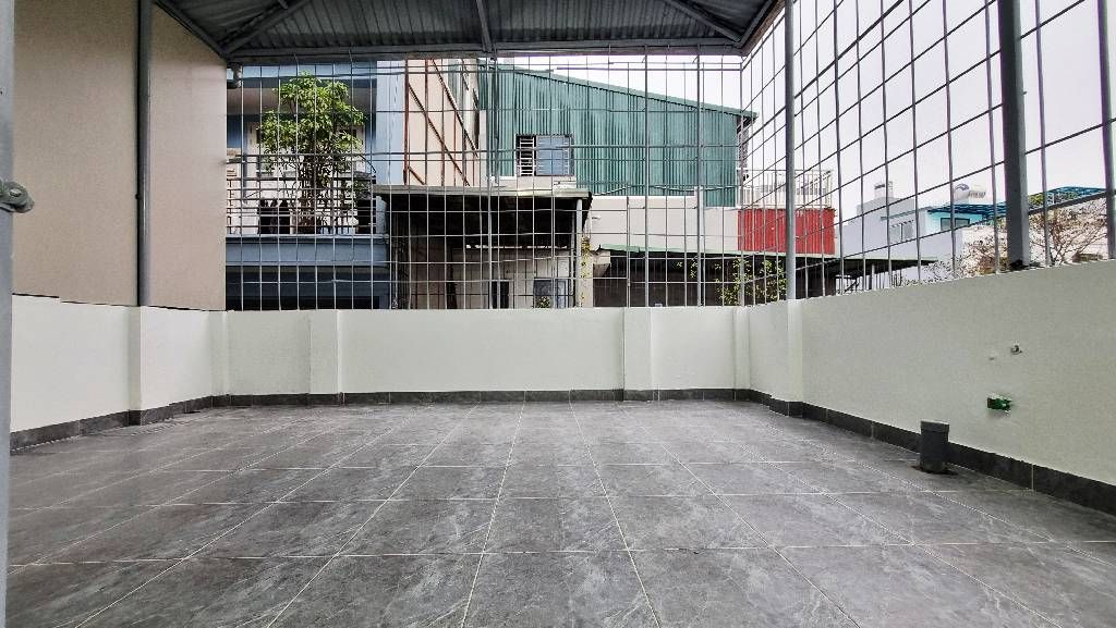 Bán nhà Giáp Bát - diện tích 32m2 5 tầng - ngõ ô tô thông - giá 12,8 tỷ