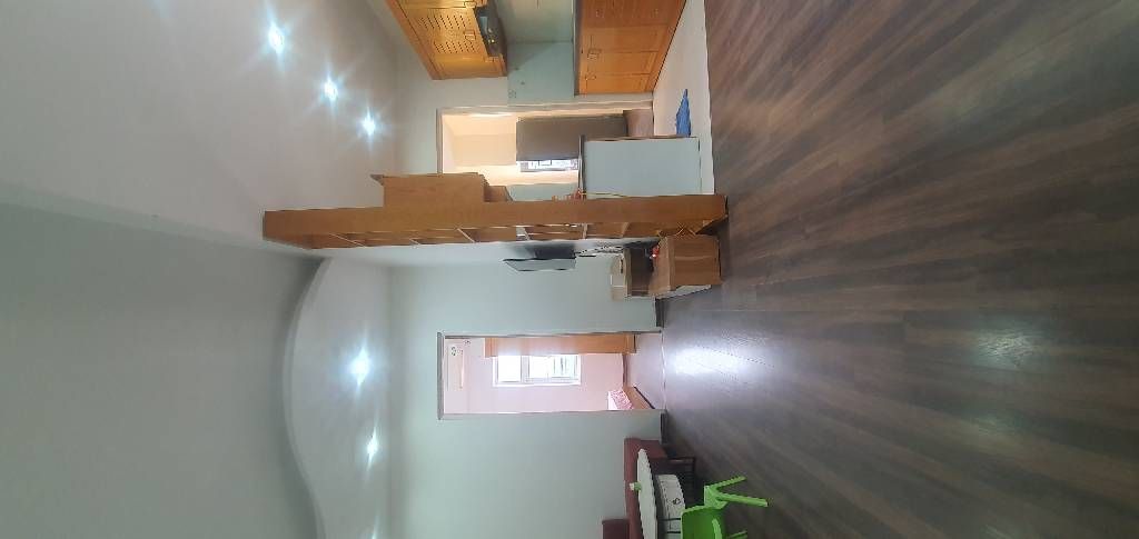 Bán nhà Chùa Láng - diện tích 72.3m2 1 tầng - Căn hộ đẹp hiếm có - giá 7.5 tỷ