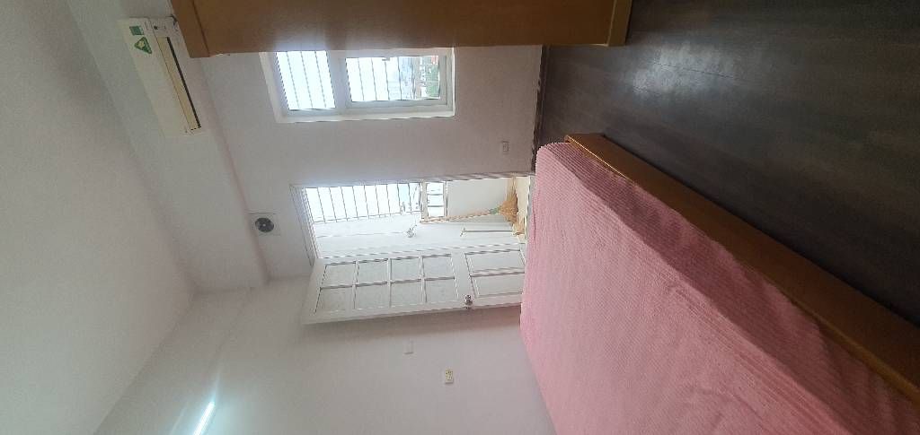 Bán nhà Chùa Láng - diện tích 72.3m2 1 tầng - Căn hộ đẹp hiếm có - giá 7.5 tỷ