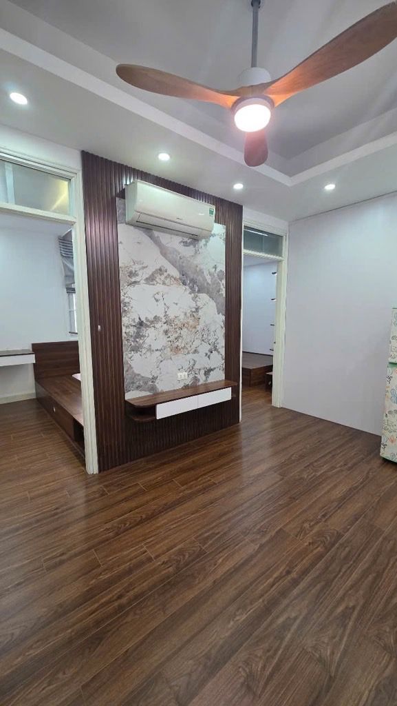 Bán nhà Thượng Đình - diện tích 52m2 1 tầng - Ô TÔ ĐỖ CỬA - giá 2,7 tỷ