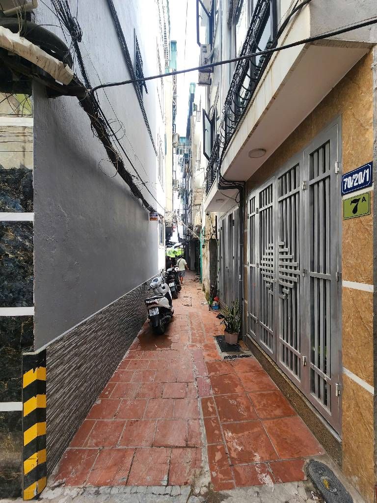 Bán nhà Thanh Lân - diện tích 34m2 5 tầng - Nhà trong ngõ yên tĩnh, khu vực đang phát triển - giá 6,3 tỷ