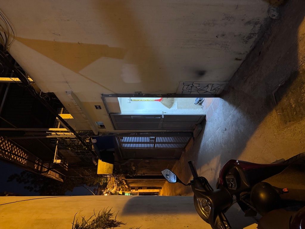 Bán nhà Mai Động - diện tích 55m2 2 tầng - ô tô đỗ cửa - giá 3,49 tỷ