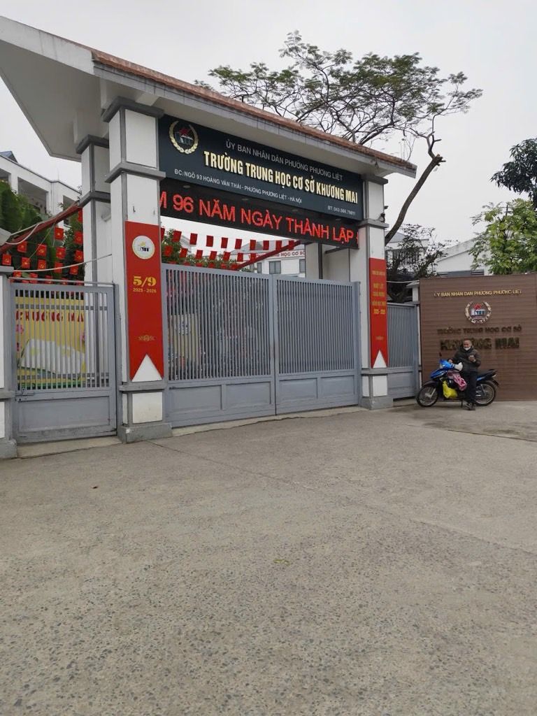 Bán nhà BỜ ĐẦM SÒI - diện tích 74m2 2 tầng - Ô TÔ ĐỖ CỬA - giá 4,8 tỷ