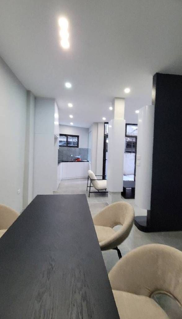 Bán nhà Nguyễn Thị Định - diện tích 36,8m2 5 tầng - mặt tiền rộng thoáng - giá 14 tỷ