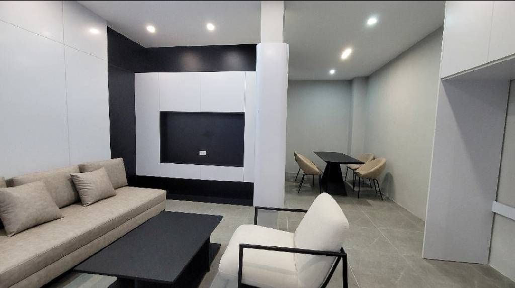 Bán nhà Nguyễn Thị Định - diện tích 36,8m2 5 tầng - mặt tiền rộng thoáng - giá 14 tỷ