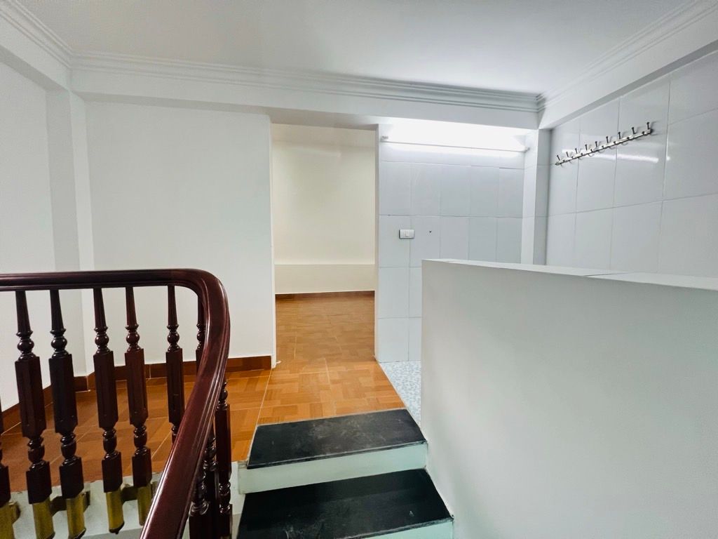 Bán nhà Kim Giang - diện tích 35m2 4 tầng - lô góc thoáng sáng - giá 8,6 tỷ