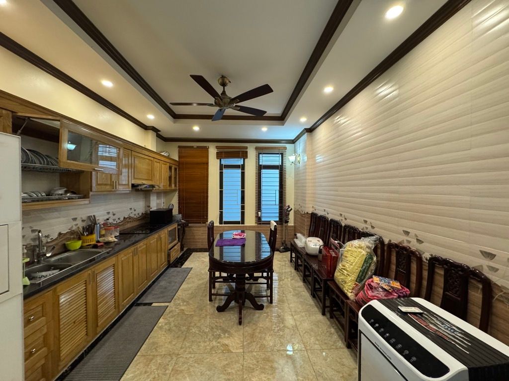 Bán nhà Bùi Xương Trạch - diện tích 58m2 6 tầng - 2 mặt ngõ - giá 15,6 tỷ