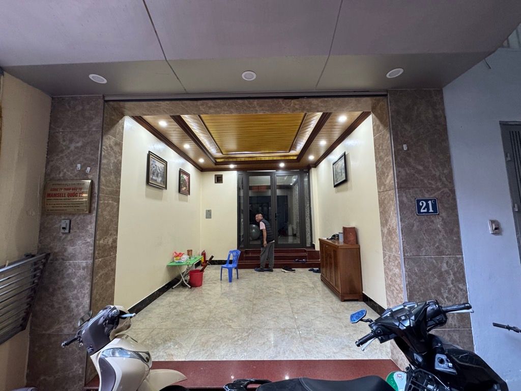 Bán nhà Bùi Xương Trạch - diện tích 58m2 6 tầng - 2 mặt ngõ - giá 15,6 tỷ