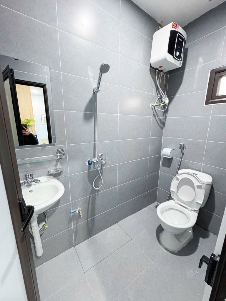 Bán nhà Định Công - diện tích 61,5m2 7 tầng - Cực hiếm - giá 19,5 tỷ