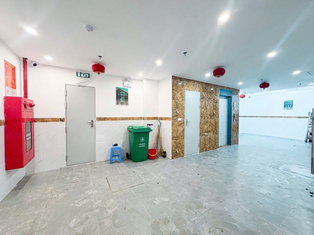 Bán nhà Định Công - diện tích 61,5m2 7 tầng - Cực hiếm - giá 19,5 tỷ