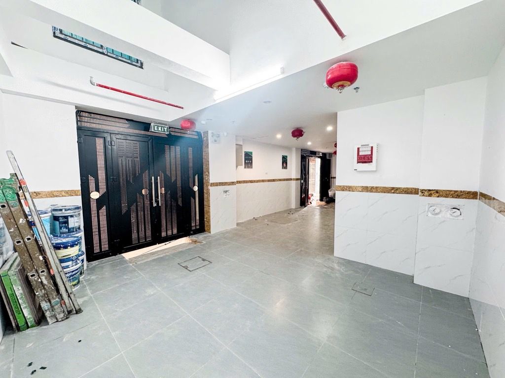 Bán nhà Định Công - diện tích 61,5m2 7 tầng - Cực hiếm - giá 19,5 tỷ