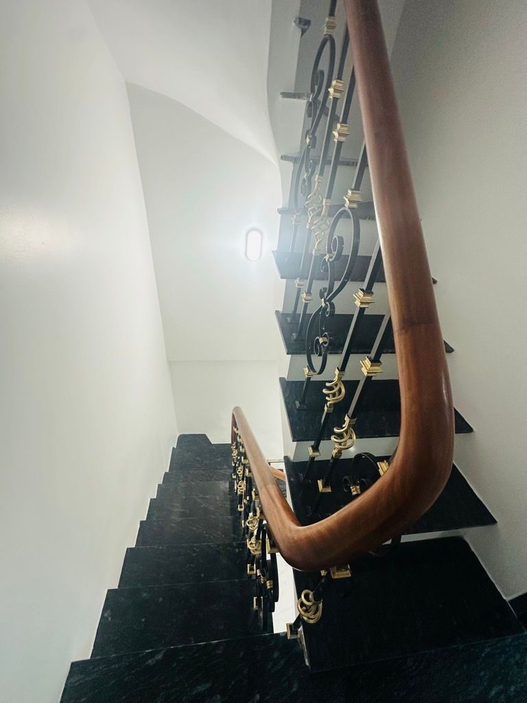 Bán nhà Lê Duẩn - diện tích 20m2 4 tầng - Ô tô đỗ cửa - giá 6,5 tỷ