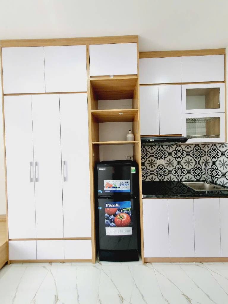 Bán nhà Hoàng Văn Thái - diện tích 68,7m2 6 tầng - Thang máy - giá 18,6 tỷ