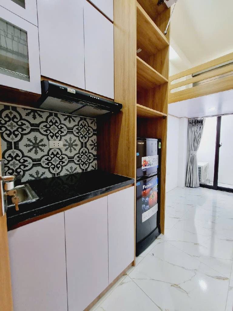 Bán nhà Hoàng Văn Thái - diện tích 68,7m2 6 tầng - Thang máy - giá 18,6 tỷ