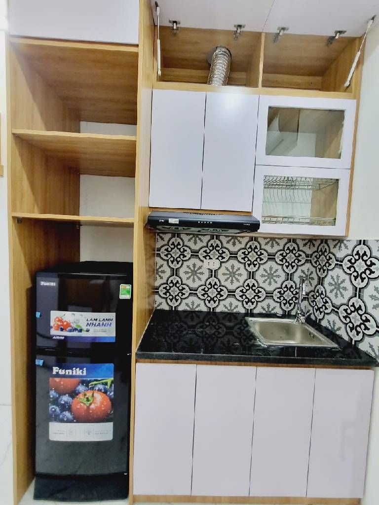 Bán nhà Hoàng Văn Thái - diện tích 68,7m2 6 tầng - Thang máy - giá 18,6 tỷ