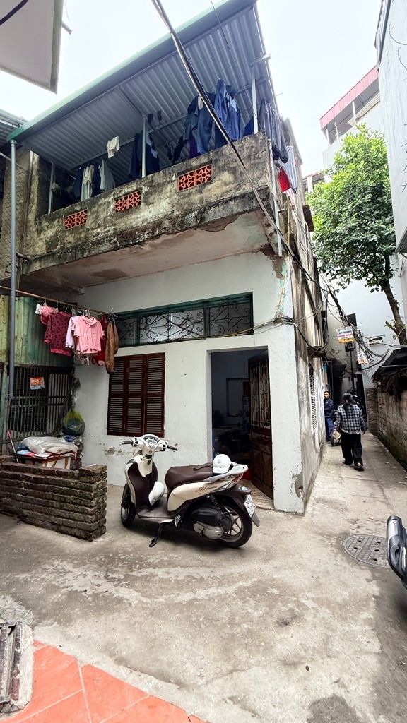 Bán nhà Lãng Yên - diện tích 52m2 2 tầng - Căn góc vị trí đẹp - giá 7,4 tỷ