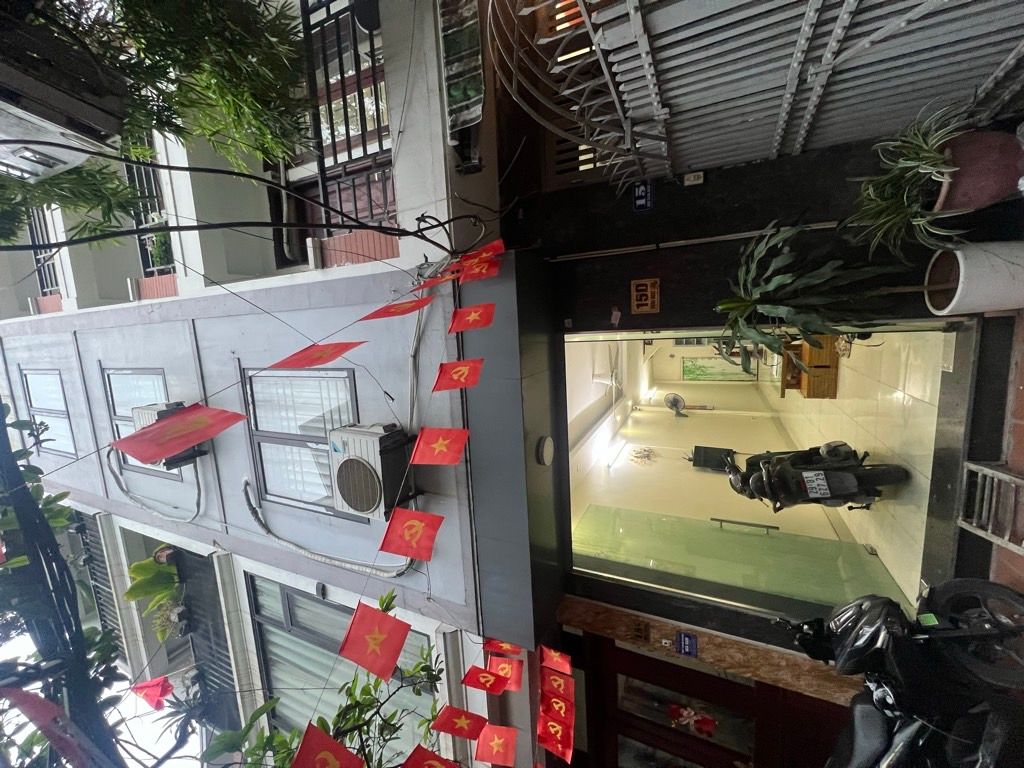 Bán nhà phố Ngọc Lâm (34,6m2 x 5T) – 8,65 tỷ – Gần cầu Chương Dương, Ngõ thông