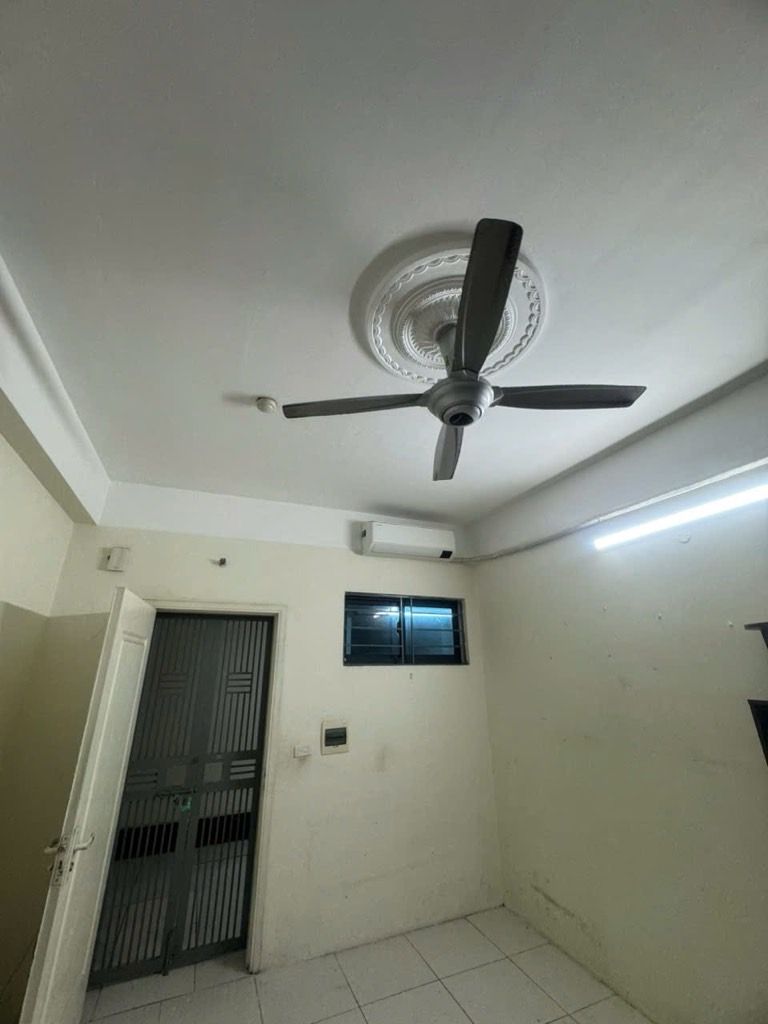 Bán nhà Nghiêm Xuân Yêm - diện tích 73.6m2 1 tầng - Chung cư mặt phố - giá 5,7 tỷ